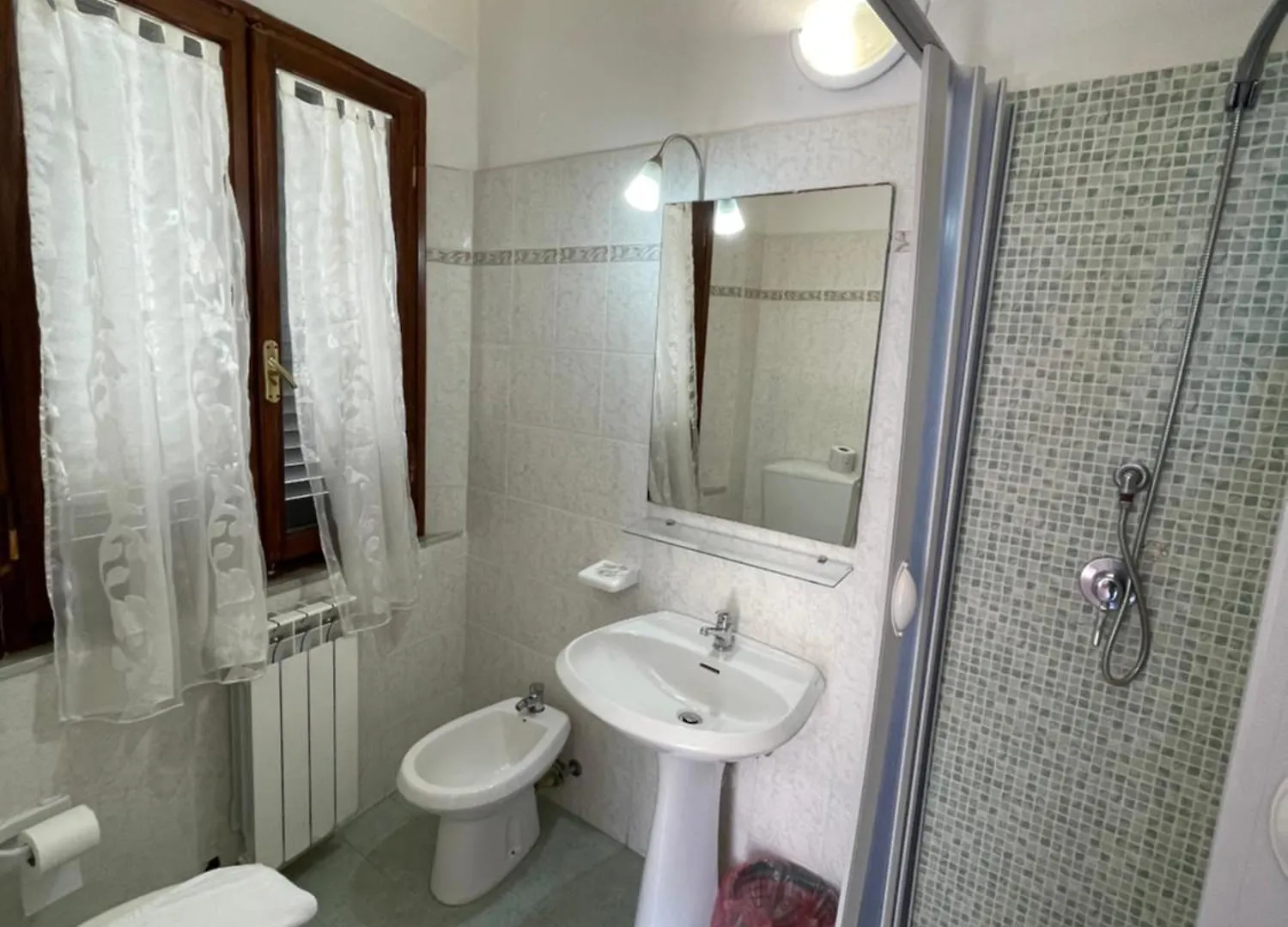 פולוניקה Hotel Eden